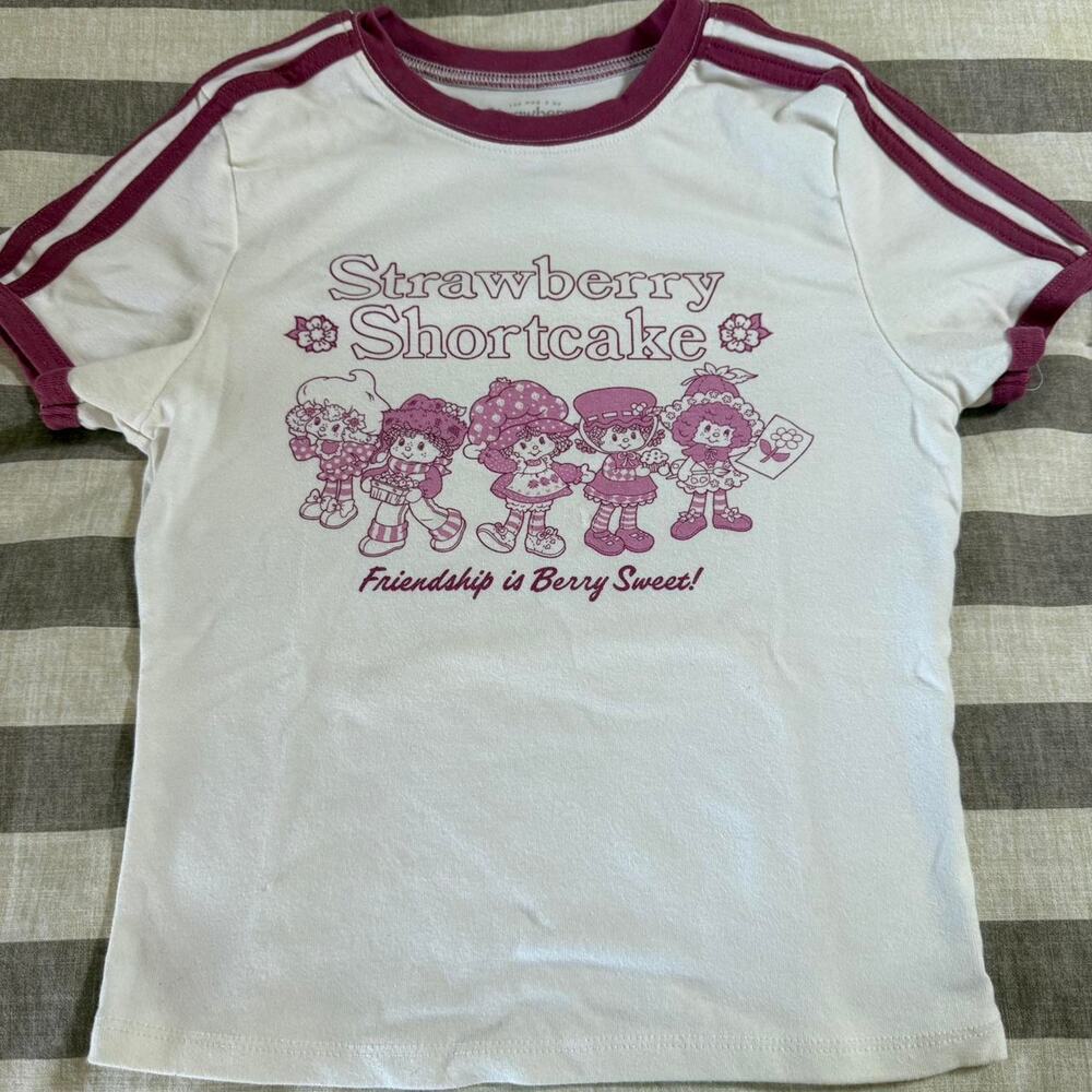 Strawberry shortcake baby tee y2k